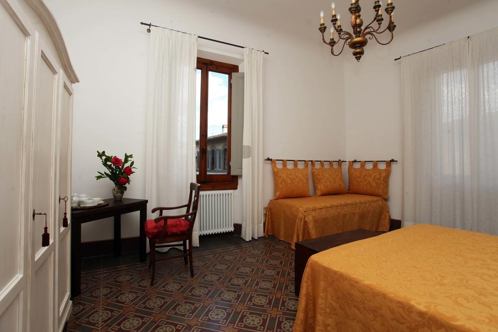 Dimora Pieri Apartment Florence Bilik gambar